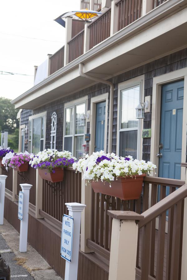 Seaside Inn Falmouth Ngoại thất bức ảnh