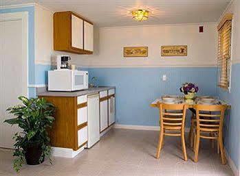 Seaside Inn Falmouth Ngoại thất bức ảnh