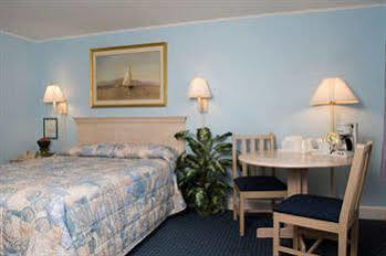 Seaside Inn Falmouth Ngoại thất bức ảnh